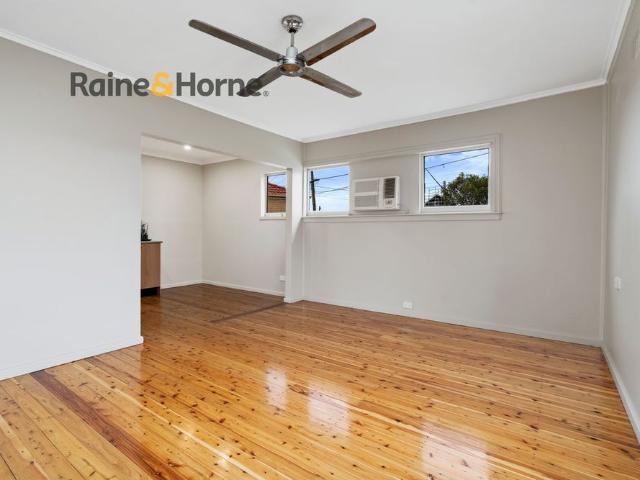 Centrally located 3 bedrooms