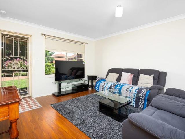 CENTRALLY LOCATED TOWNHOUSE