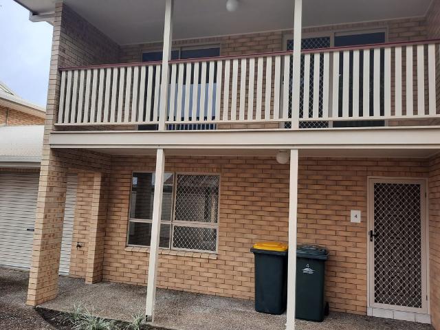 Centrally located townhouse