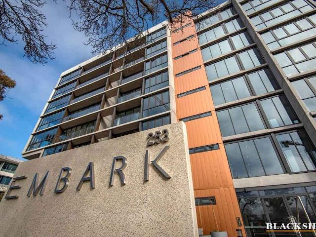 Centrally Located Two bedroom Apartment in Embark