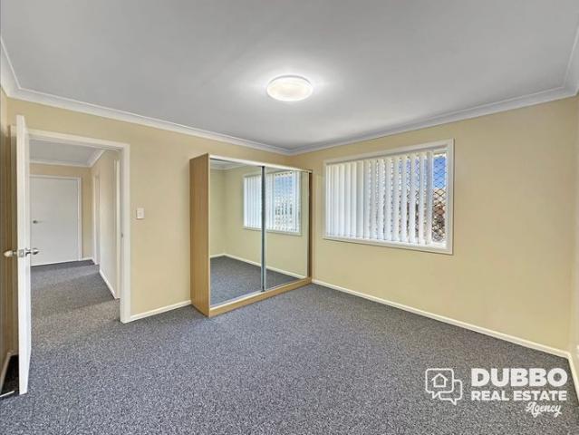 CENTRALLY LOCATED UNIT 2 BEDROOM UNIT