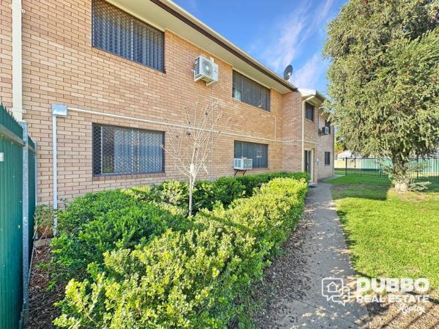 CENTRALLY LOCATED UNIT 2 BEDROOM UNIT