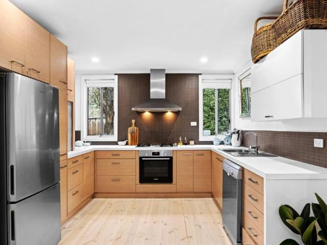 Centrally located weatherboard cottage