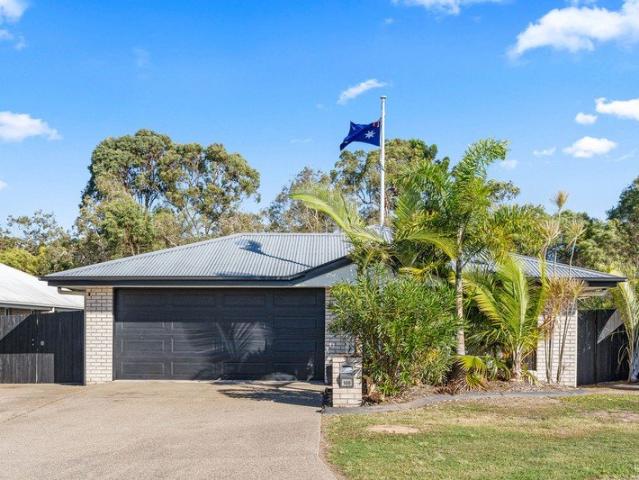Centrally located with BIG shed for tradies