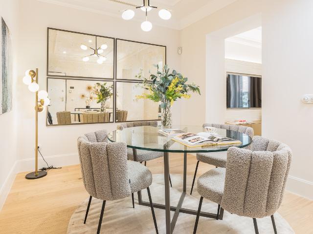 Centrally located apartment in an exclusive building Homeclub