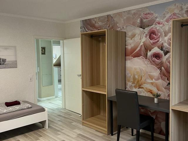 Centrally located apartment in Mönchengladbach with Wi Fi MG08, Monchengladbach Amsterdam Apartments for Rent