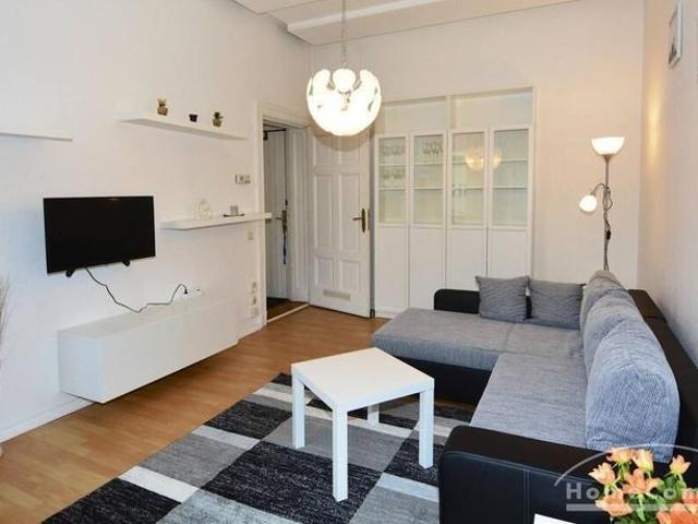 Centrally located apartment in Prenzlauer Berg, Berlin, furnished
