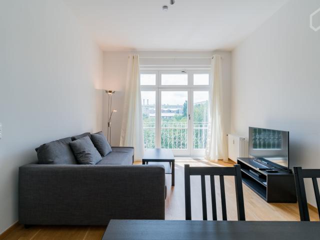 Centrally located apartment near Alexanderplatz with parking space