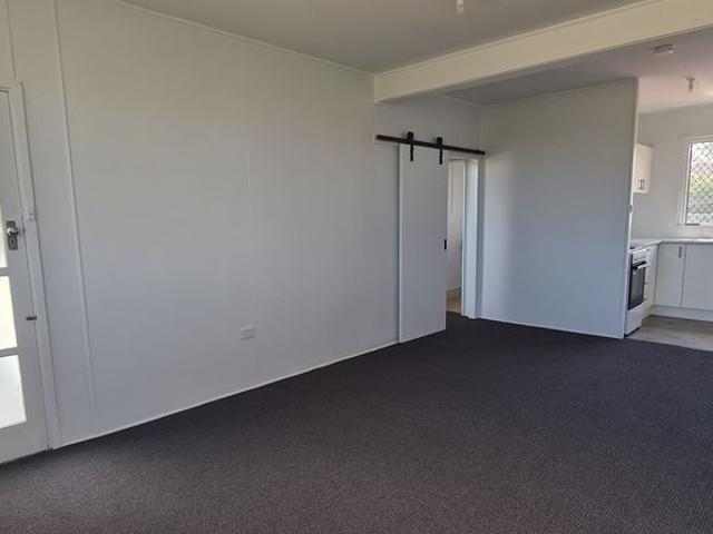 Centrally Located Apartment Water Included!