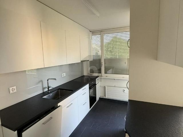 CENTRALLY LOCATED AT LINDENPLATZ