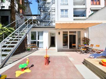 Centrally located, charming apartment in the city centre, Bremen Amsterdam Apartments for Rent