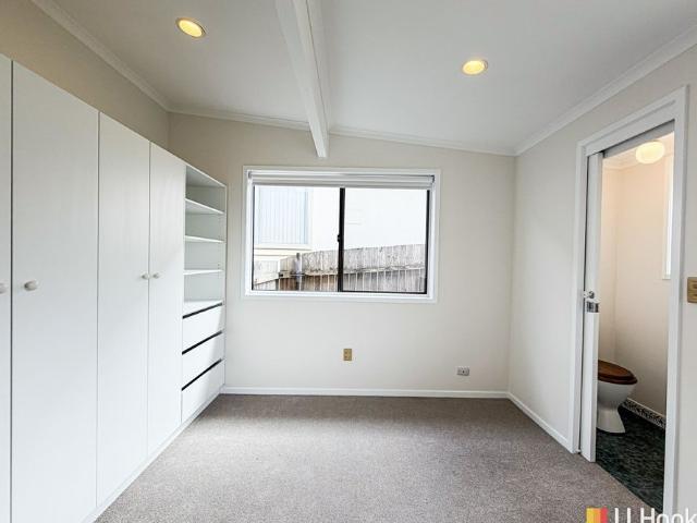 CENTRALLY LOCATED DOUBLE BRICK