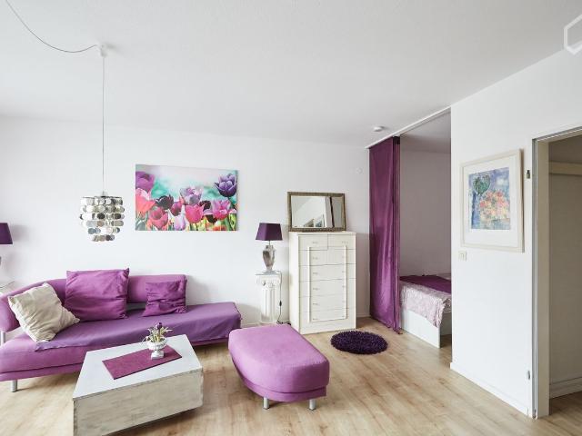Centrally located flat in Düsseldorf close to Lorettostraße, Dusseldorf Amsterdam Apartments for Rent