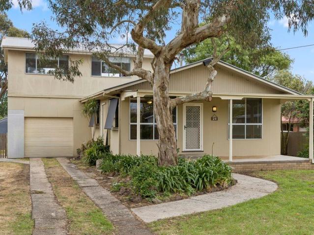 Centrally Located Flexible Family Living