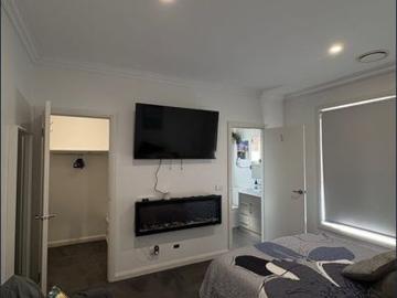 Centrally located fully furnished townhouse