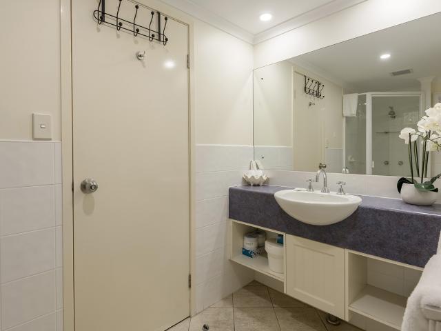Centrally located, ground floor, 1 bed in boutique resort investment opportunity