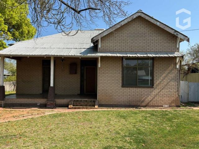 Centrally Located Home in Town Circle