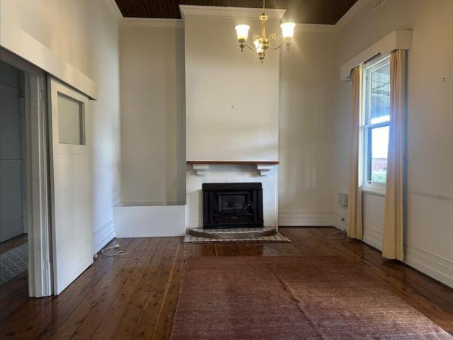 Centrally Located Home Spacious Home!