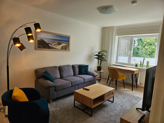 Centrally located, quiet 2 room apartment with water view