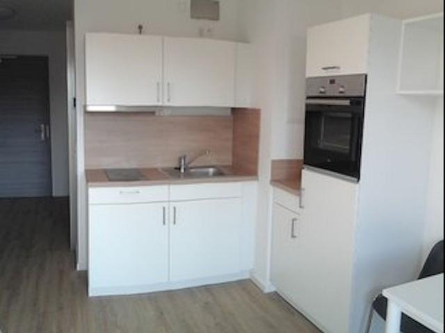 Centrally located single apartment with a balcony, accessible/ barrier free, Heidelberg Amsterdam Apartments for Rent