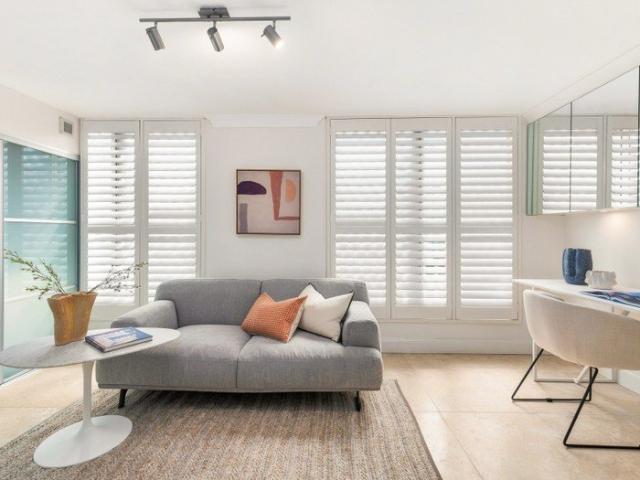 Centrally Located, Split Level Townhouse with Convenience & Lifestyle