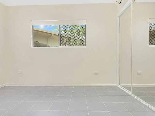 CENTRALLY LOCATED STYLISH UNIT