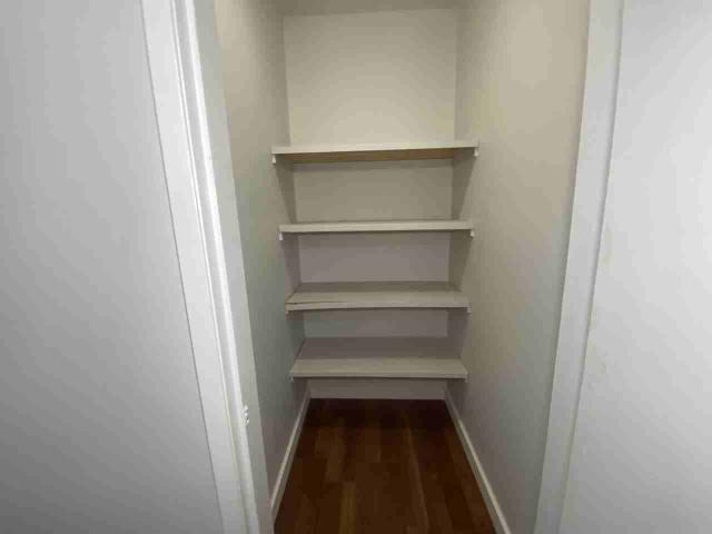Centre 102 Apartments 1 Bedroom Apartment for Rent at 10730 102 St Nw, Edmonton, AB T5H 2T7 Central McDougall