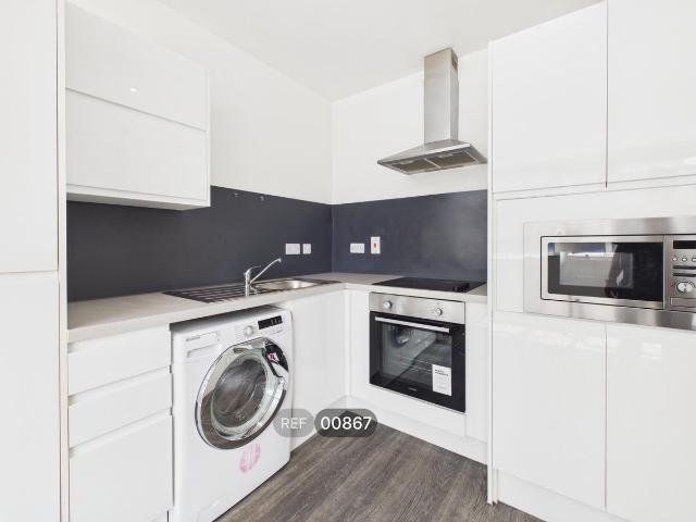 Centre Court, Paragon Street, Hull HU1, 1 bed flat to rent, £595 pcm | PrimeLocation