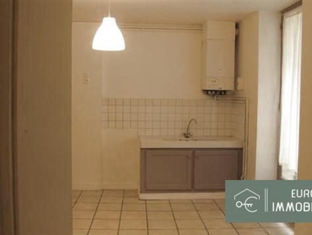 Centre Bazas Maison 2 Niveaux 3 Chambres Grenier Gir. 104m² Bazas