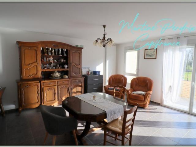 Centre de MONTREVEL EN BRESSE Appartement T3 lumineux avec balcon, dernier étage et garage – Résidence récente