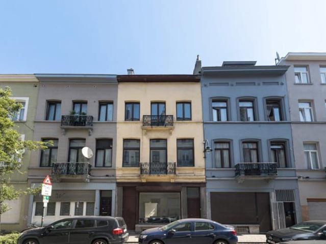 Centre historique grande maison pour colloc 9 chambres 3 sdb