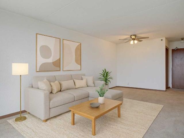 Centre Pointe Plaza 2 Bedroom Apartment for Rent at 2131 Broad St Ofc, Regina, SK S4P 3W4 Core