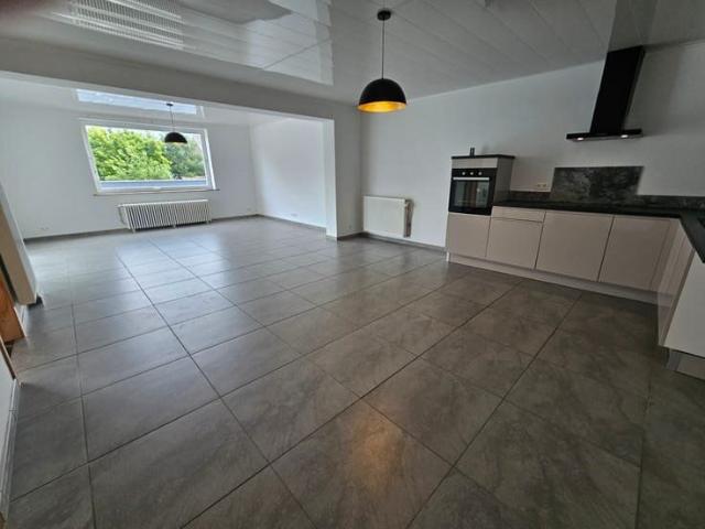 Centre proximité place Appartement 153m² Terrasse 45m²