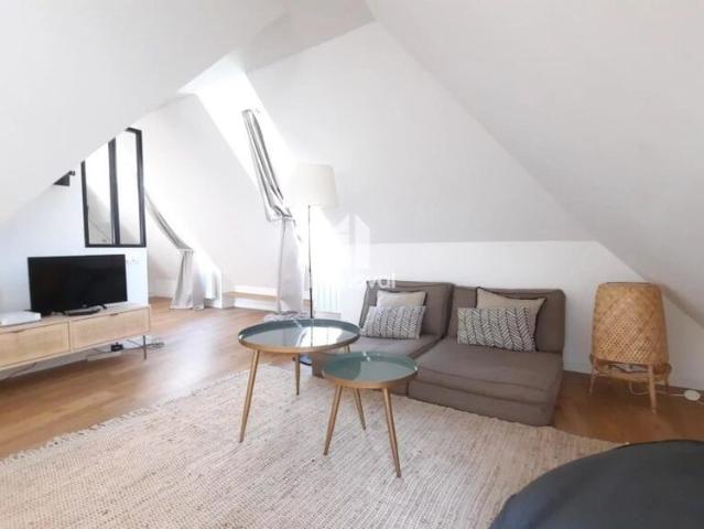 CENTRE VILLE 1P MEUBLE 23.71m²