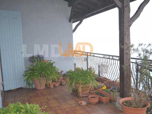 Centre Ville Appartement 136 M² Avec Dependances