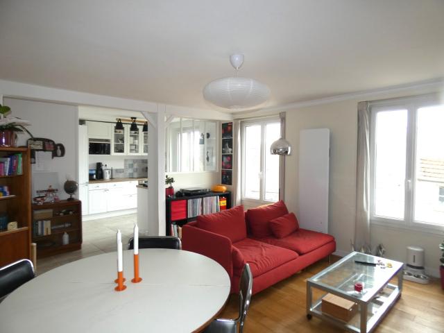 Centre ville, appartement deux pièces.