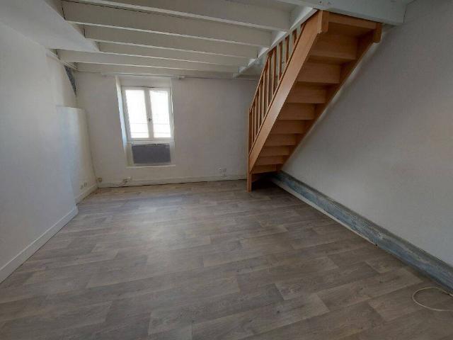 CENTRE VILLE DE MELUN, 2 pièce s 36.94 m2