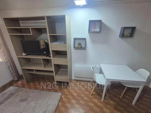 Centre ville, Location appartement 1 pièce 17m²