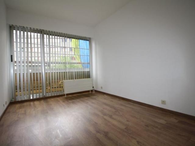 CENTRE VILLE, superbe 1 chambre NON meublé