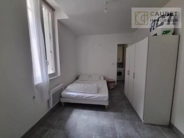 CENTRE VILLE TARBES APPARTEMENT T2 MEUBLE 28m²