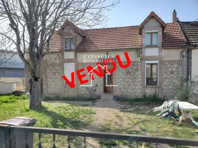 Centre VILLENEUVE SUR YONNE