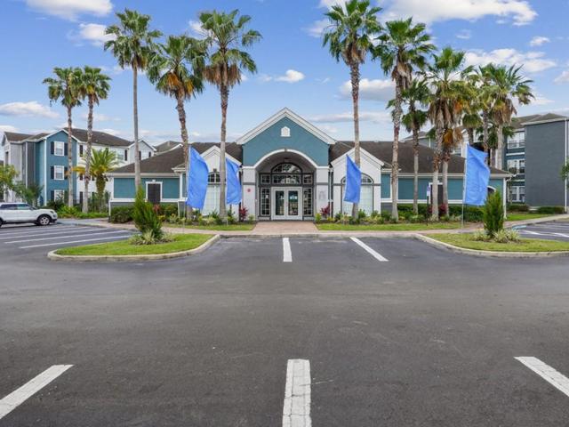 Centric on 34th Apartments 3 Bedroom Apartment for Rent at 3415 Sw 39th Blvd, Gainesville, FL 32608