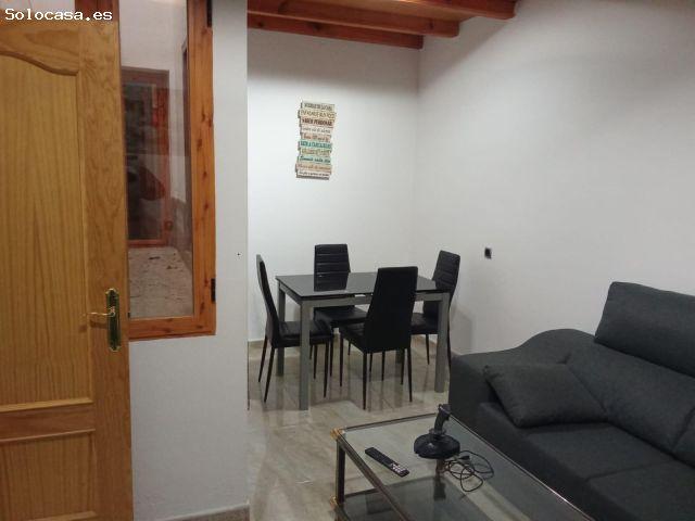 CÉNTRICO APARTAMENTO AMUEBLADO JUNTO A OLLERIAS