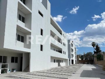 Calle Elorreaga - Alberca, Estacionamiento