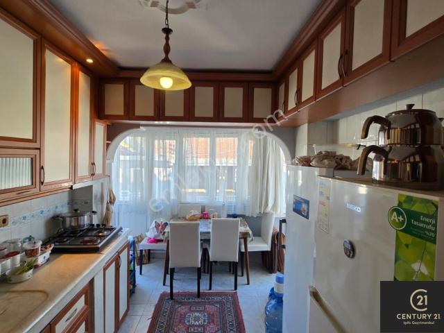 Centruy21 Işıltı'dan Cuma Mah. Satılık 1+1 Daire