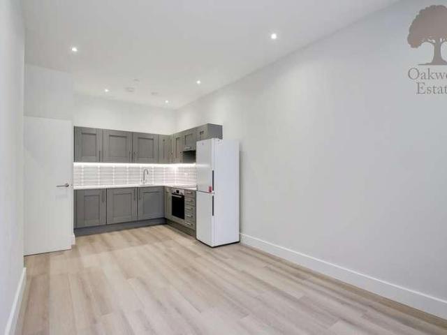 Centrum House, Station Road, Egham, TW20