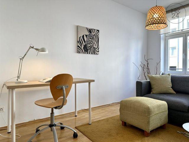 Centrum Süd: Traumwohnung mit Balkon und IHRE Alternative zum Hotel
