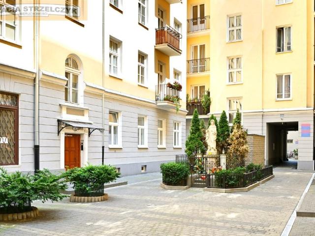Centrum, 2 pokoje, kamienica, Mieszkanie/biuro Warszawa, Śródmieście