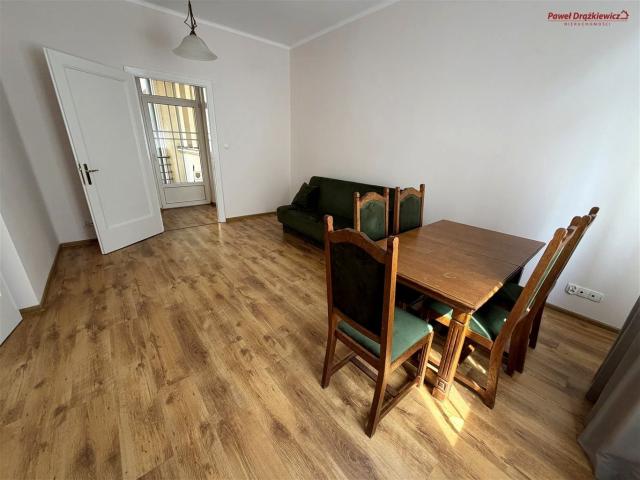 Centrum 3 pokoje, oddzielna kuchnia,1 piętro Bielsko Biała