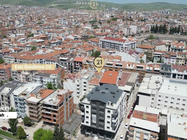Century21 Bal'dan Eski Bandırma Cd. Üzerinde Daire